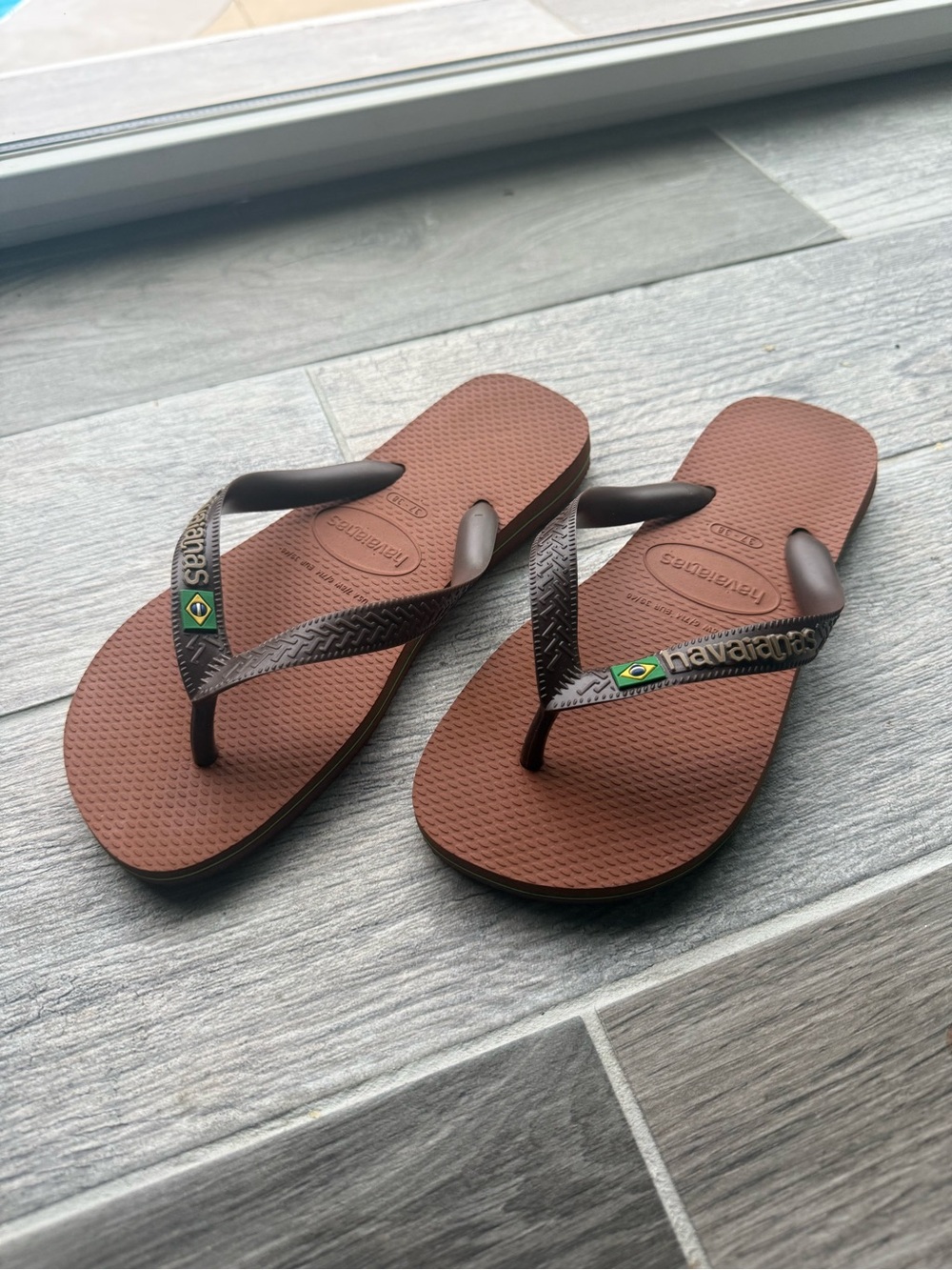 Havaianas Brown Flip Flops with Brazilian Flag Strap Detail